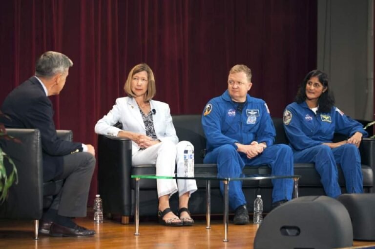 SpaceX embauche un ancien chef des vols spatiaux habités de la NASA
