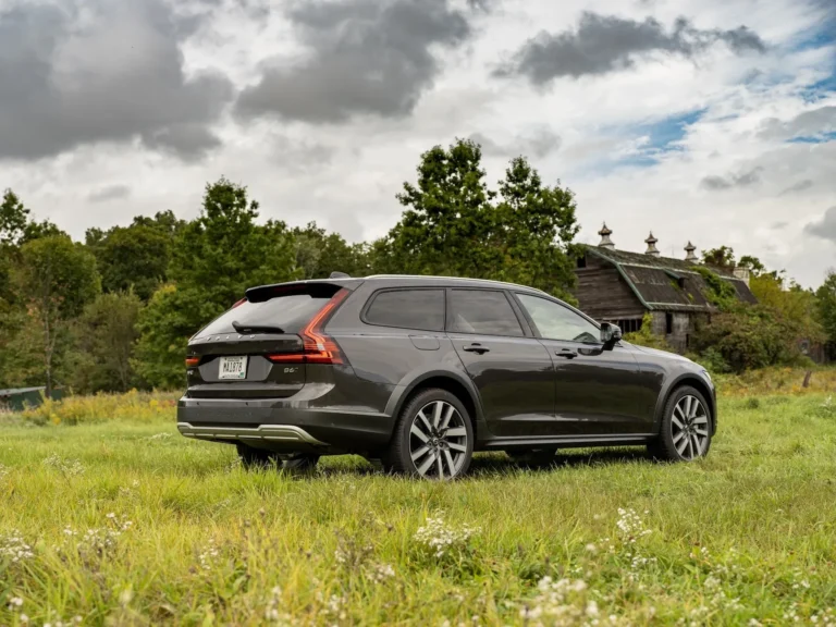Essai de la Volvo S90 2024 : prix, spécifications et photos