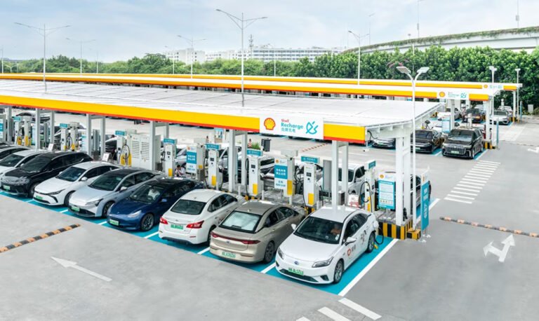 Véhicules électriques chargés |  Shell ouvre une énorme station de recharge pour véhicules électriques dans un aéroport chinois