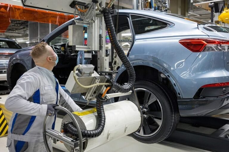 VW suspend la production de voitures électriques à Emden