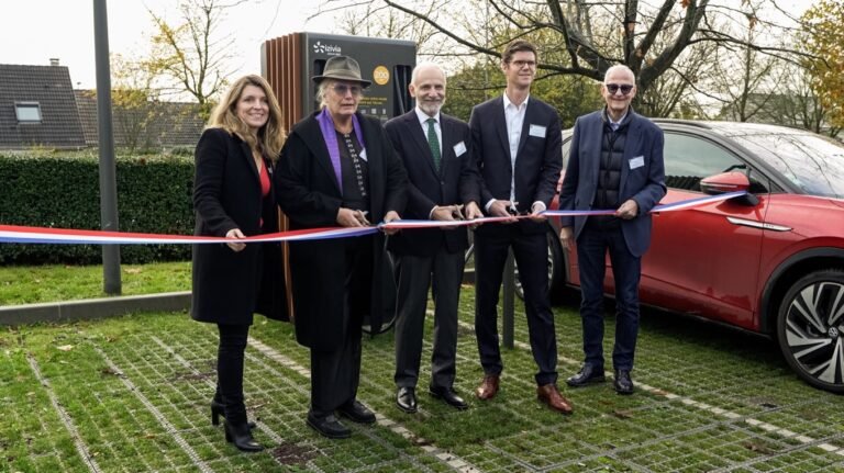 Le futur électrique arrive chez McDonald’s avec IZIVIA FAST