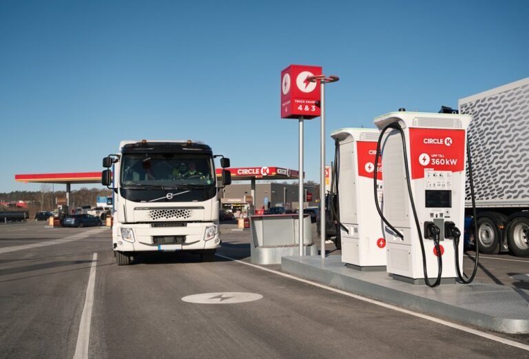 Le réseau suédois de recharge des camions électriques se développe