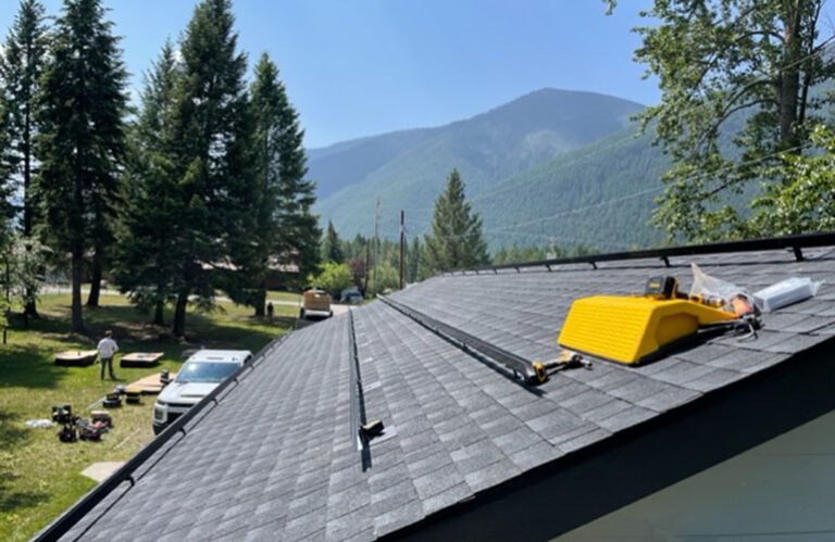 Everybody Solar installe un autre projet solaire dans le parc national des Glaciers