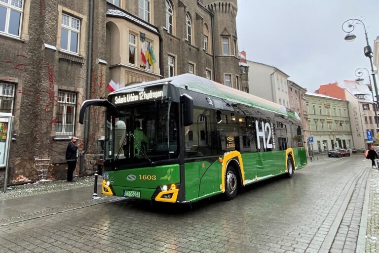 Solaris livrera 20 bus Urbino 12 à hydrogène à Wałbrzych