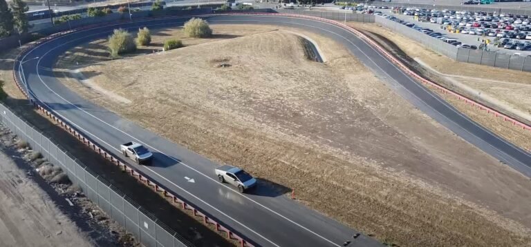 Regardez Tesla Cybertruck accélérer autour de la piste d’essai de Fremont