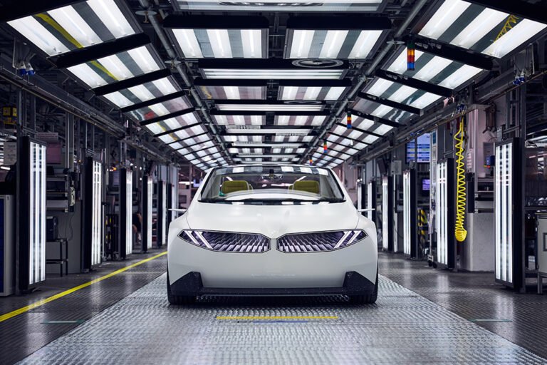 Véhicules électriques chargés |  L’usine de Munich, ville natale de BMW, passera au tout électrique alors que les véhicules ICE franchissent leur « point de basculement »