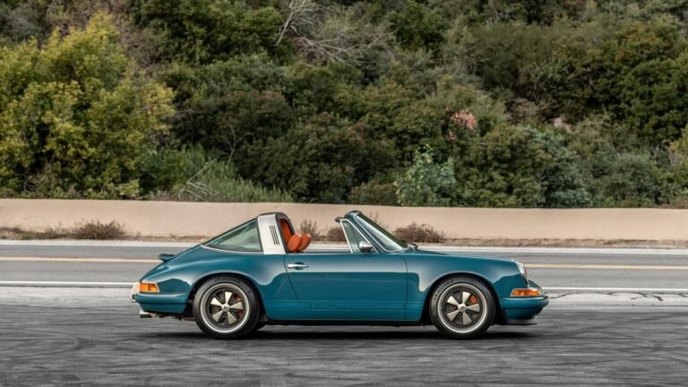 Singer a réinventé sa 300e Porsche 911