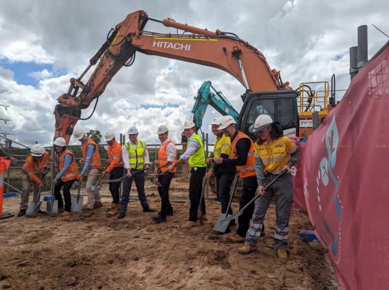 Un énorme projet Tesla Megapack démarre dans le Queensland