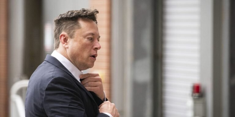 Les avocats recherchent des actions Tesla pour les frais juridiques dans l’affaire Musk Pay