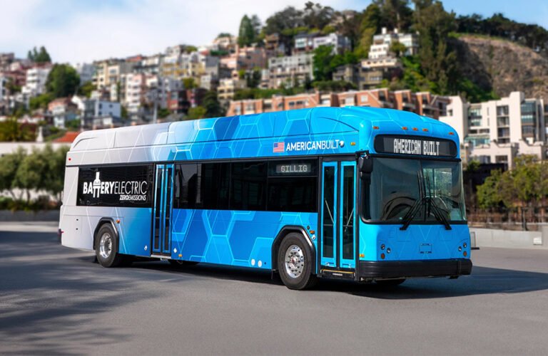 Véhicules électriques chargés |  GILLIG fournira à l’agence de transport en commun de Seattle jusqu’à 395 bus électriques à batterie