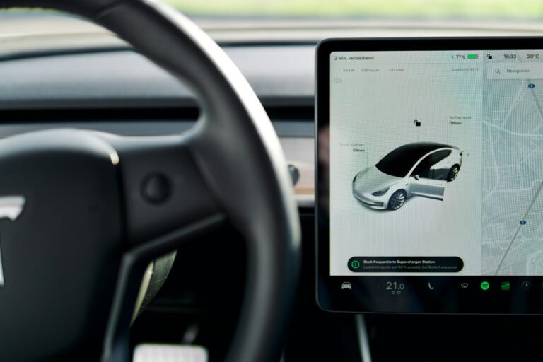 Une nouvelle ère d’automatisation – Accessoires Tesla de rechange EVANNEX