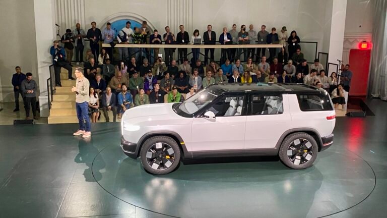 Rivian R2, Dodge Charger 2024, successeur électrique du Range Rover Velar : La semaine à l’envers