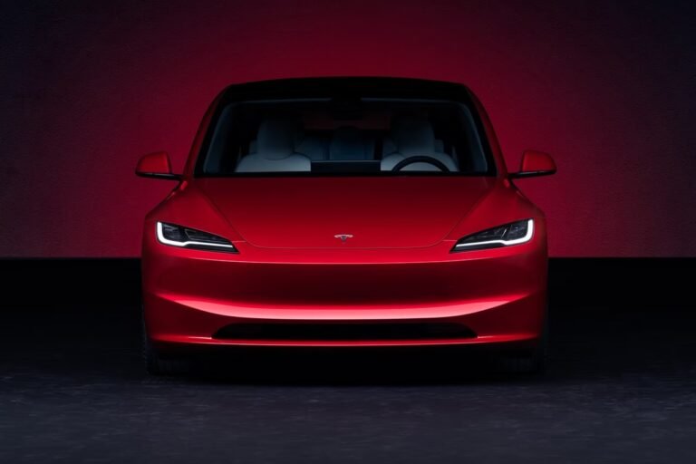 Pourquoi acheter la Tesla Model 3 en avril 2024 ?