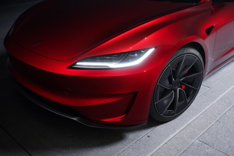 Tesla augmente le prix du Model 3 Performance aux États-Unis