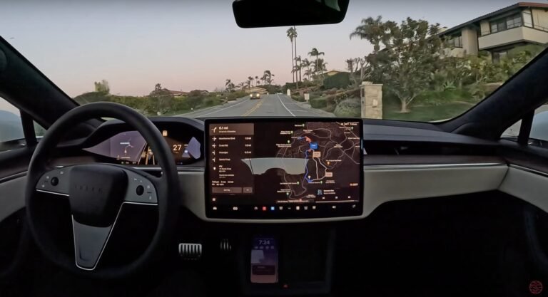 Tesla réduit de 50 % le prix de l’abonnement mensuel Full Self-Driving